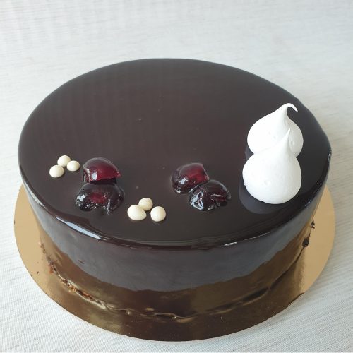 Csokis meggyes mousse torta