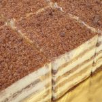 Tej és tojásmentes mézes-vaniliás kocka
