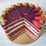 Erdei gyümölcsös tortaszelet